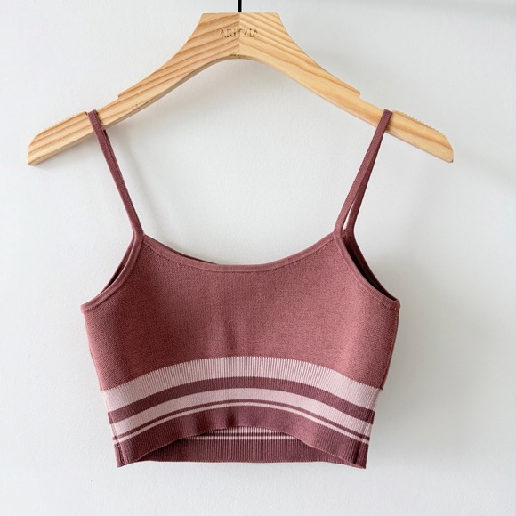 Babaton Aritzia Pink Striped Sculpt Knit Cami Crop Top Size XS Ribbed Stretch - Picture 6 of 9